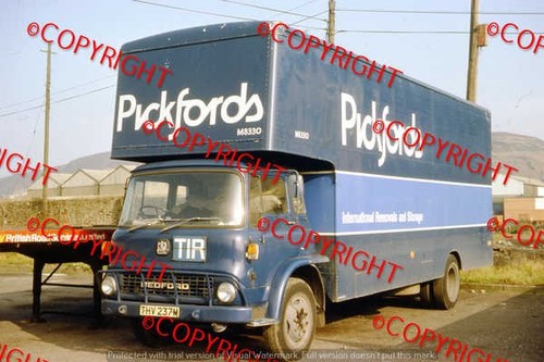 Truck photo pickfords - truck,