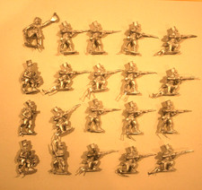 FRONT RANK 28MM NAPOLEONIC AUSTRO HUNGARIAN NAPOLEONIC INFANTRY x 20 Metal