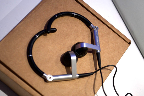 Bang and olufsen a8 - and, b&o