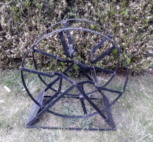 Vintage metal hose reel - , on