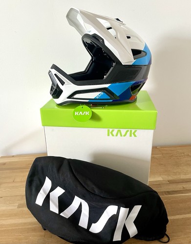 Kask defender carbon - carbon, face