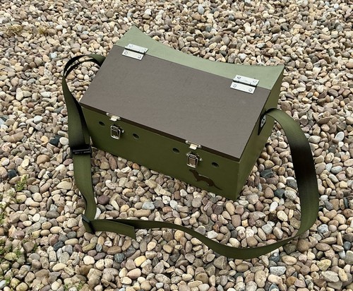 Double bow back - back, painted