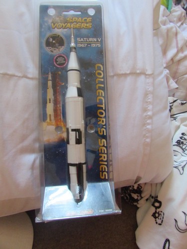 Space voyagers saturn - space, rocket