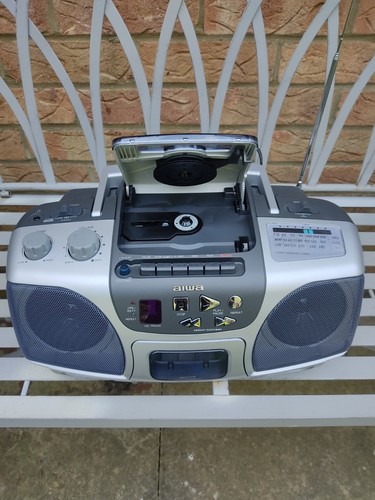 Aiwa compact disc stereo radio - aiwa,