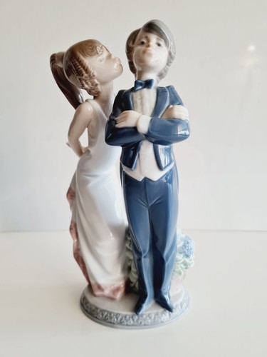 Lladro let make - , up”