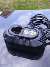 JCB fch 12li  extra fast 12V charger  + jcb bat 12li battery 