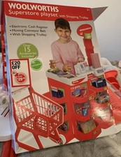 WOOLWORTHS Supermarket