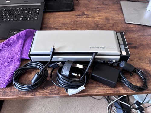 Fujitsu scansnap s1300i - fujitsu,