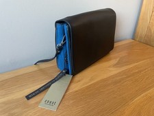Coast Griffin Real Black
