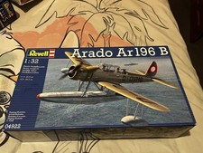 04922PRE Revell 1/32 Scale