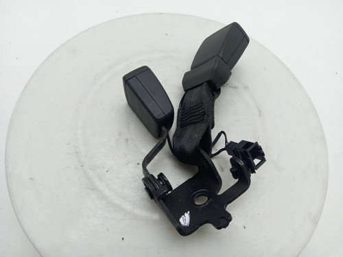 Volkswagen polo seat belt - seat,