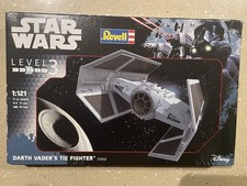 Star Wars Darth Vader’s Tie Fighter Revell 03602 Model Kit New