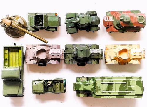 Dinky toys saracen apc - toys,