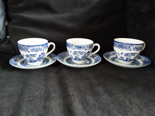 Vintage old willow tea cups - vintage,