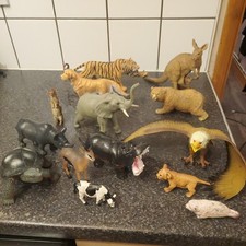 Kangaroo & Joey Rubber Wildlife Toy tiger elephant bundle vintage farm play set