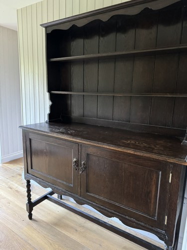 Beautiful antique dresser - beautiful,