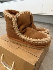 MOU Eskimo Glacier 18 Suede