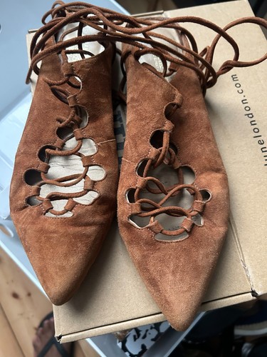 Russell bromley stuart - russell,