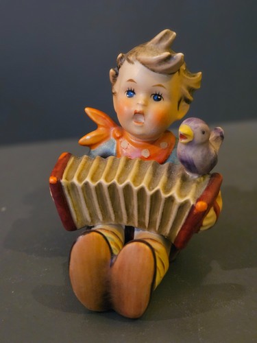 Vintage goebel hummel - goebel,