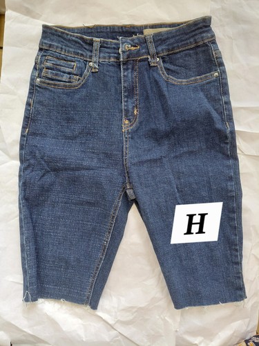Ladies cut off foot - cut,