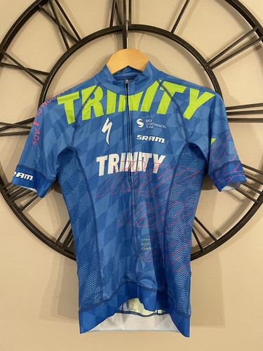 Trinity racing pro team - racing, issue