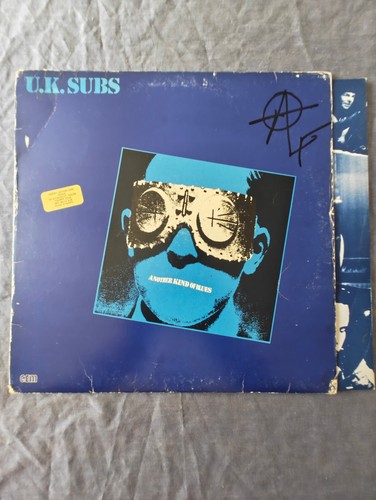 Subs another kind - subs,