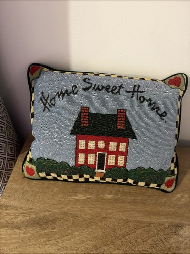 Country club tapestry cushion - club,