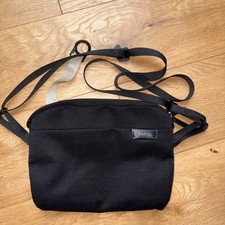 BELLROY Cross Body Bag Black