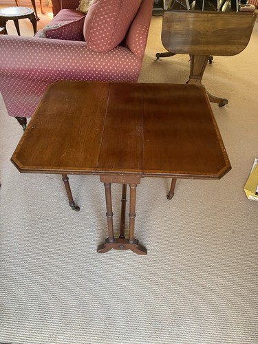 Vintage drop leaf table - drop,