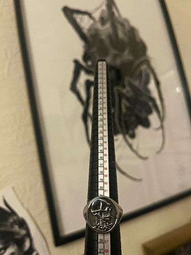 Size silver tone stainless - size,