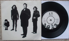 The Stranglers - Walk On By /