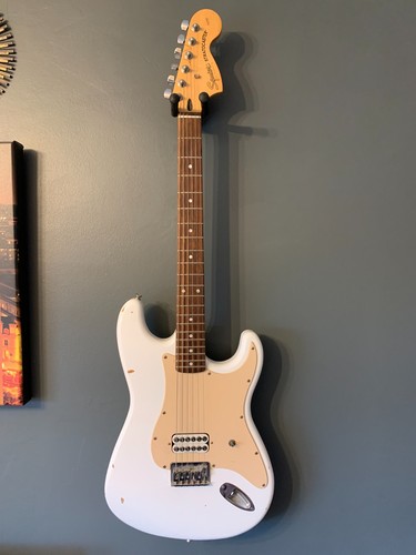 Tom delonge signature squier - tom,