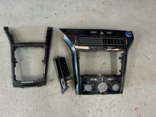 VAUXHALL ASTRA VXR PIANO BLACK CENTRE CONSOLE AND ASHTRAY MK5 H 2006 PUSH START