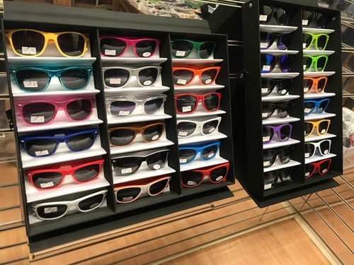 Units sunglasses display - 16/18,