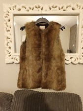 Zara Womens faux fur lined taupe sleeveless jacket, size 10, pockets, hook & eye