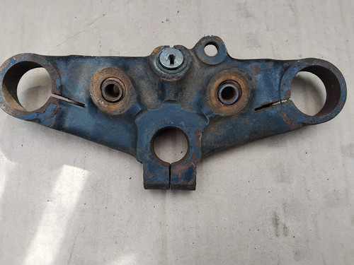 Triumph t140v top yoke - t140v,