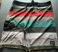 Maui and Sons Men's Striped