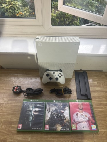 Microsoft xbox one - one, s