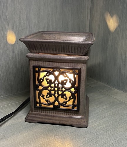 Scentsy jane warmer - scentsy,