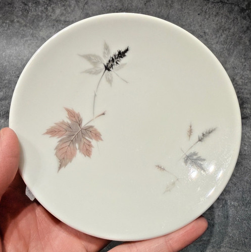 Vintage royal doulton tumbling - royal,