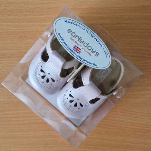 Baby shoes pink leather - baby,