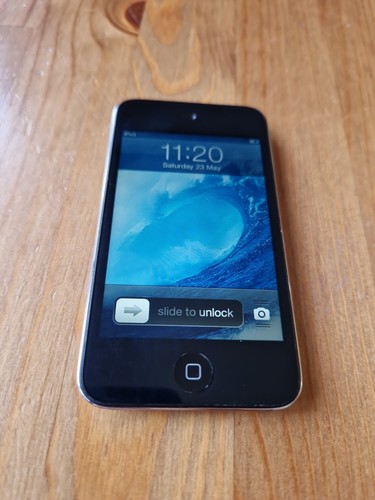 Apple ipod touch 4th - apple,