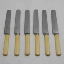 Bone Effect Handle Design