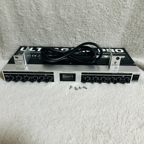 Behringer mic2200 ultragain - behringer,