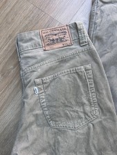 Levi’s Stone Corduroy 512