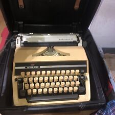 ADLER Gabriele 25 Portable Typewriter with Hard Carry Case. 