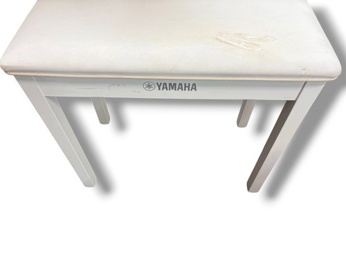 Yamaha white piano - white,
