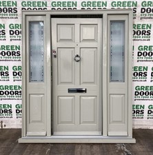 FRONT DOOR WITH SIDELIGHTS TIMBER WOODEN WINDOWS SIDE LIGHTS EXTERNAL EXTERIOR