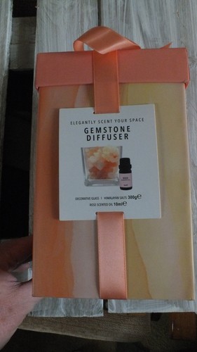 Unio gemstone diffuser - gemstone,