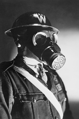 Air raid warden - raid,